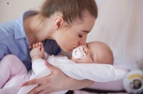 Нужна ли подушка новорожденному? Нужна ли подушка новорожденному?